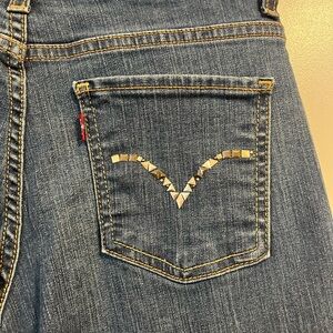 Levi's Women's Jeans with Studded Pocket Detail